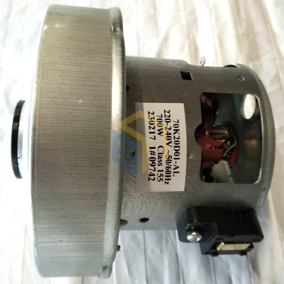 Двигун (700W) пилососа побутового Grunhelm GVCM244 (100691)