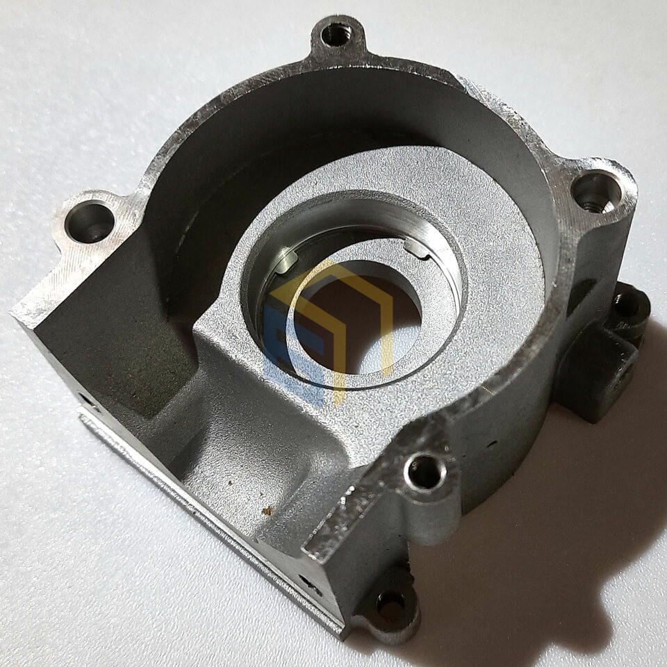 Картер правый мотокосы Forte БMK-2553, БMK-2553М (100878)