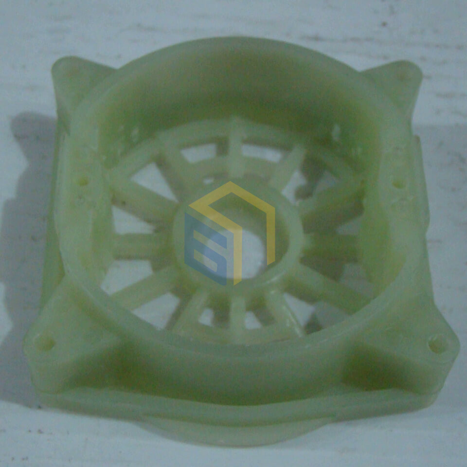 Крышка двигателя задняя газонокосилки электрической Grunhelm EM-6102A (103587)