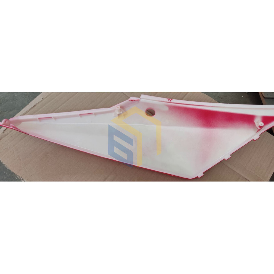 Панель декоративна червона ліва скутера бензинового Forte BWS-R 150CC (104672)