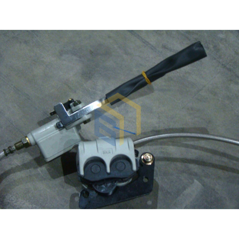 Гальма передні в зборі мотоцикла BSE J4 ENDURO (105073)