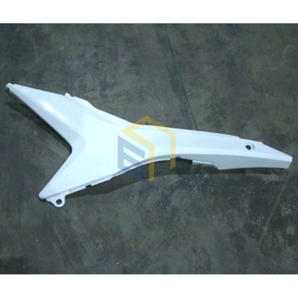 Левая задняя боковая панель мотоцикла BSE J4 ENDURO (105132)