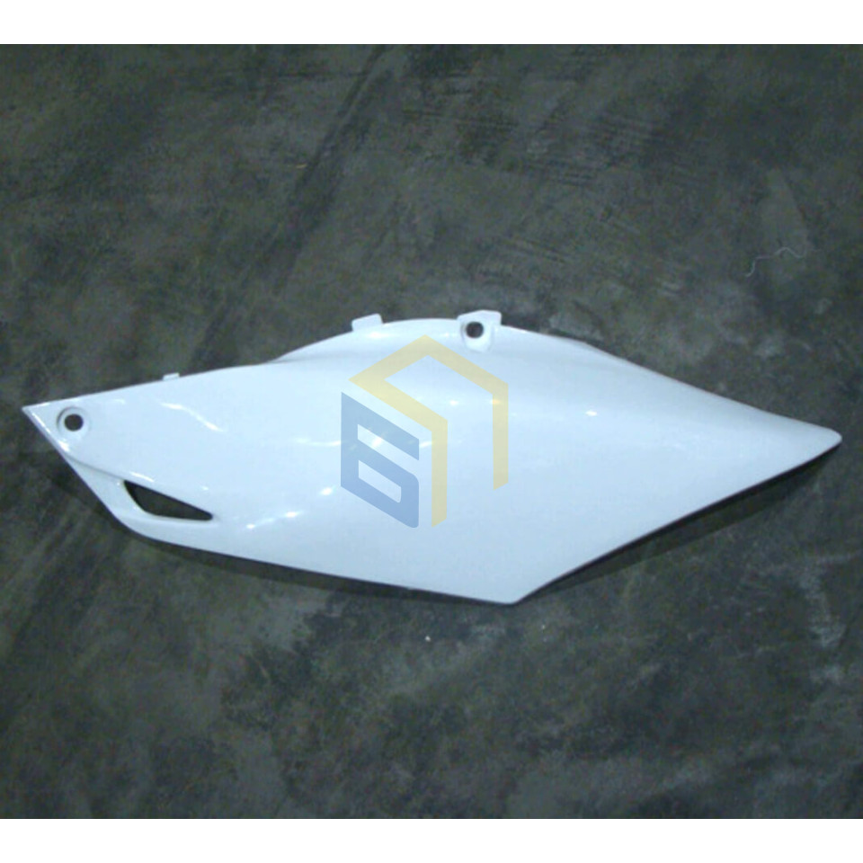 Левая задняя нижняя боковая панель мотоцикла BSE J4 ENDURO (105133)