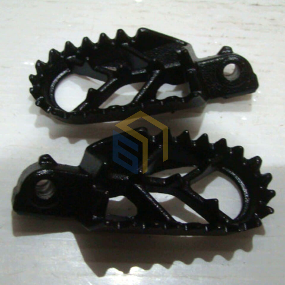 Педаль левая мотоцикла BSE S2 ENDURO (105214)