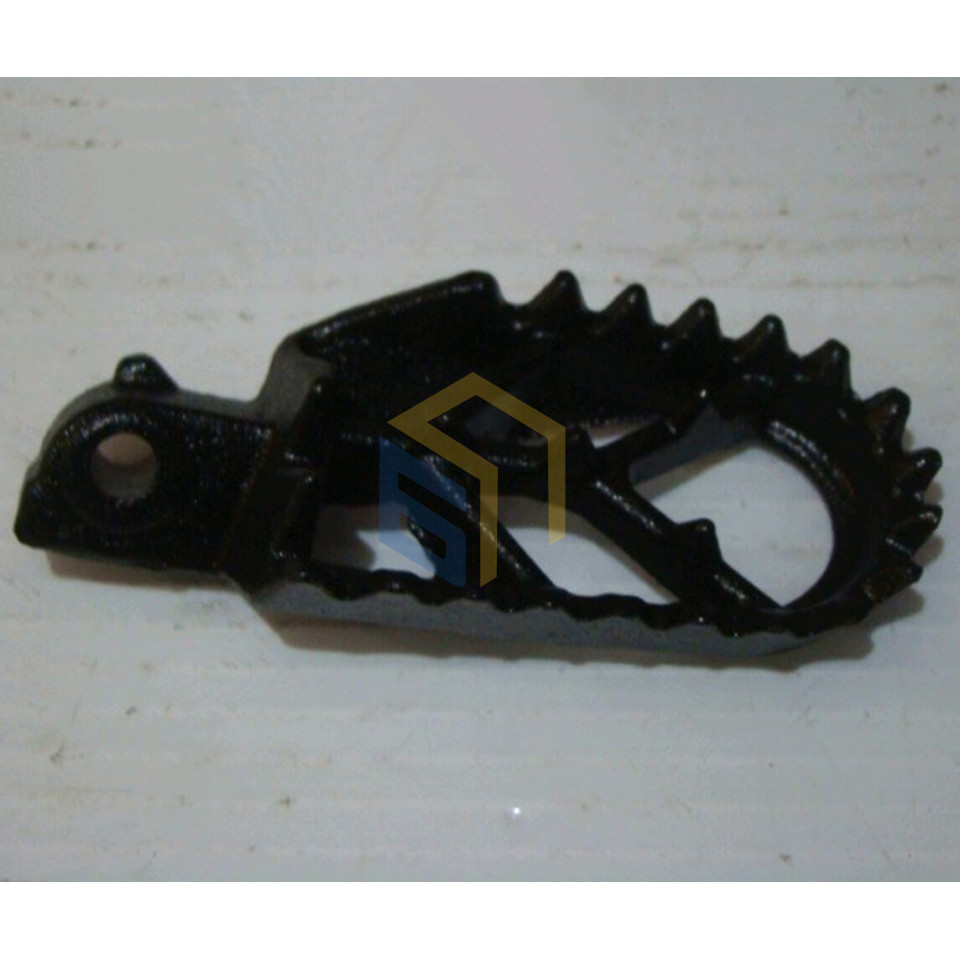 Педаль правая мотоцикла BSE J3D ENDURO (105346)