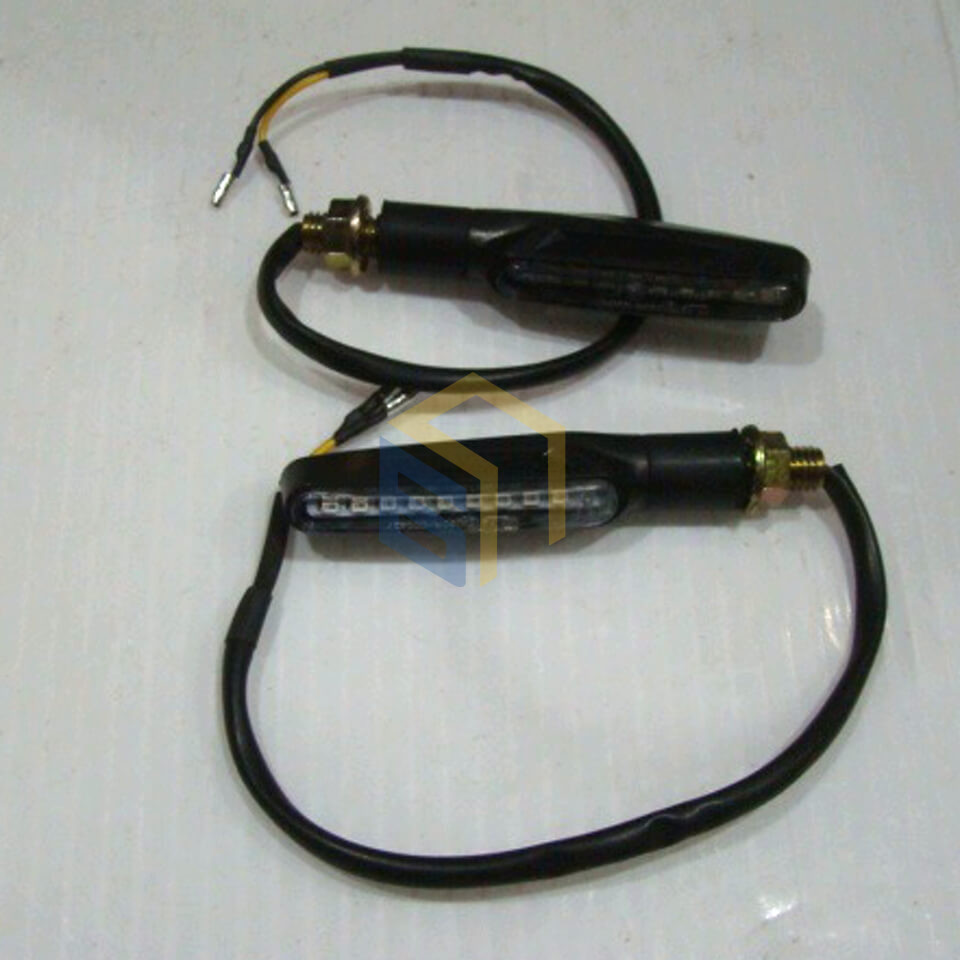 Поворотник передний левий мотоцикла BSE J3D ENDURO (105611)