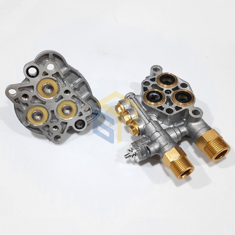 Помпа в зборі (без двигуна) мийки високого тиску Grunhelm GR-3100IM PROFI (106076)