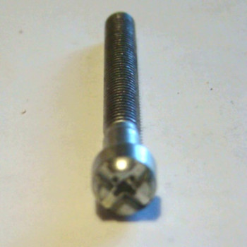 Гвинт натяжний електропили Grunhelm GES 17-35B (106962)