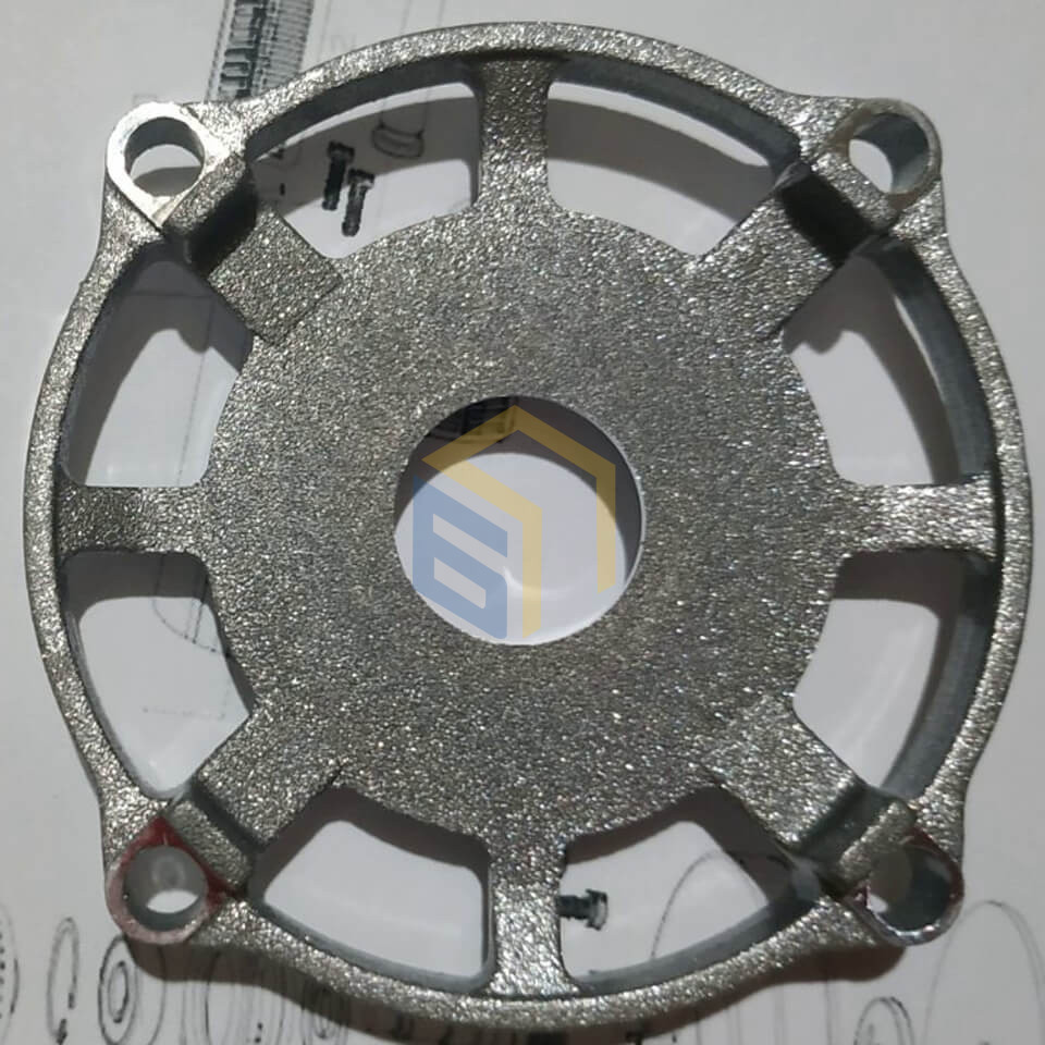 Корпус редуктора з фланцем УШМ болгарки Сталь КШМ 96-125, КШМ 96-125 Р (107903)