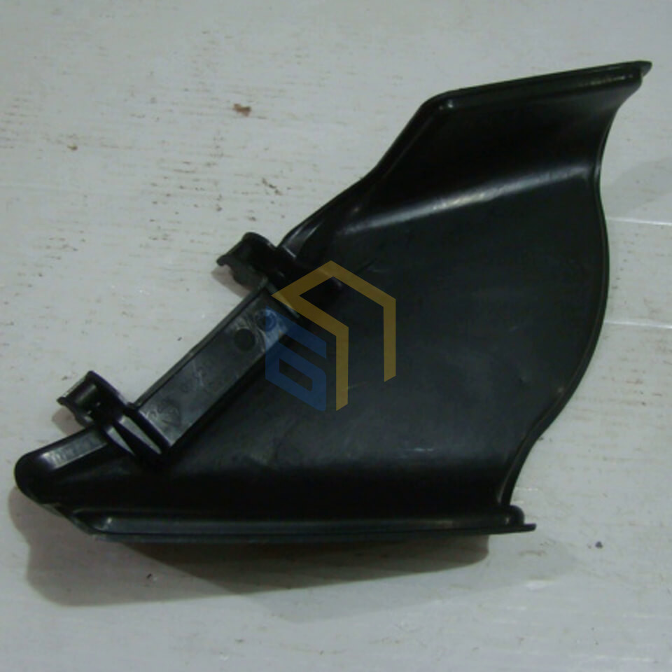 Крышка бокового выброса газонокосилки бензиновой Grunhelm S531VHY (108781)