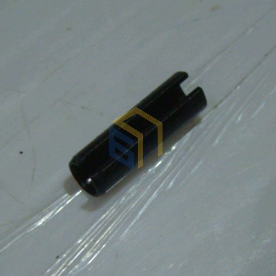 Шпилька крепления ручки газонокосилки бензиновой Grunhelm S531VHY (108807)