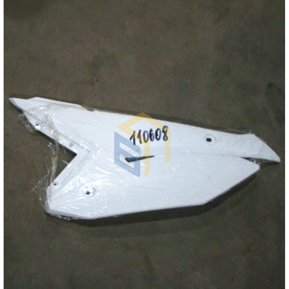 Пластик боковий (лівий) мотоцикла BSE PH10D ENDURO (110608)