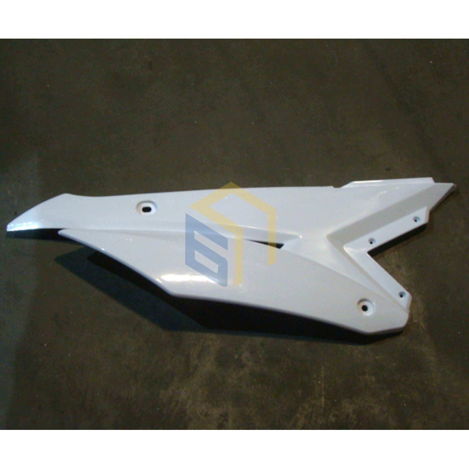 Правая боковая панель мотоцикла BSE PH10L ENDURO (110785)