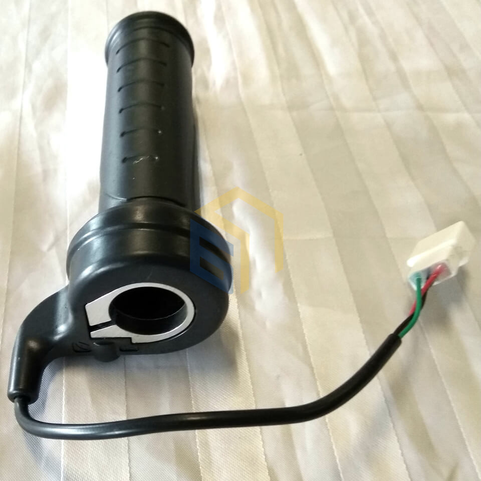 Ручка газа електроскутера Yadea LUNA (121593)