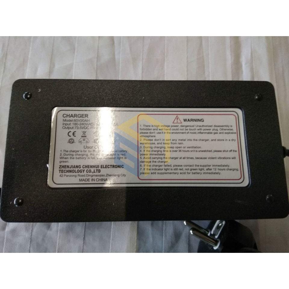 Зарядний пристрій (60V,20Ah) електроскутера Yadea LUNA (121607)