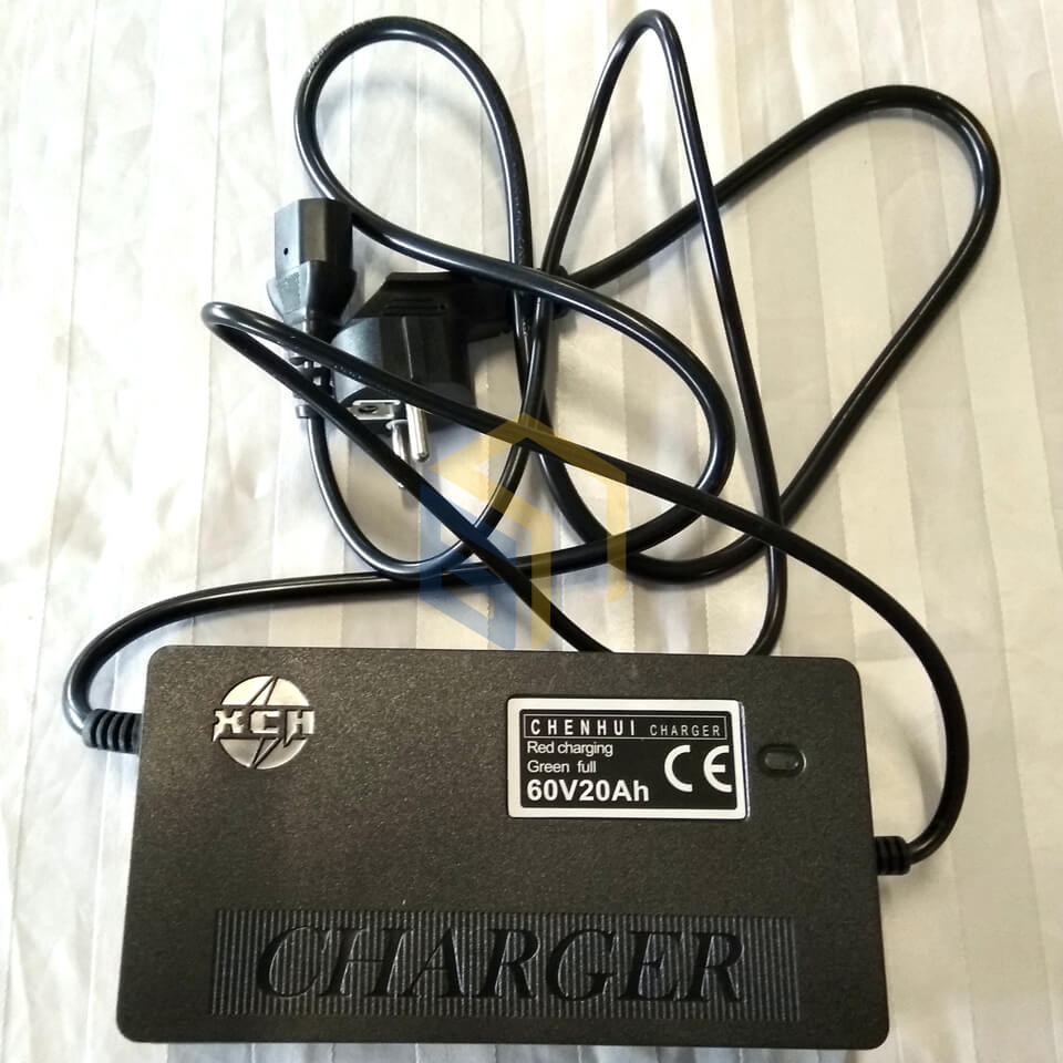 Зарядний пристрій (60V,20Ah) електроскутера Yadea LUNA (121607)