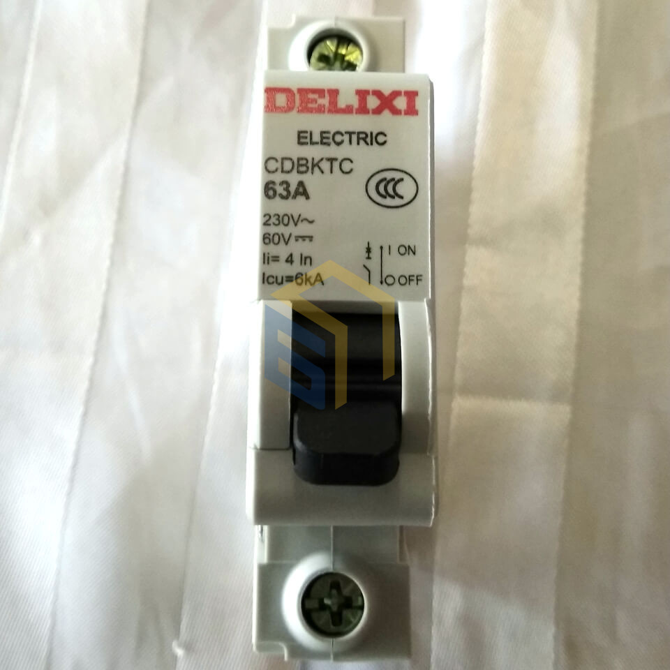 Вимикач струму автоматичний електроскутера Yadea T9 (121634)