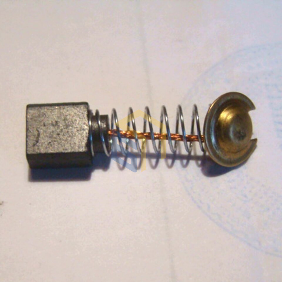 Щетка угольная станка по заточке цепей Forte СТЗ-104 (122748)