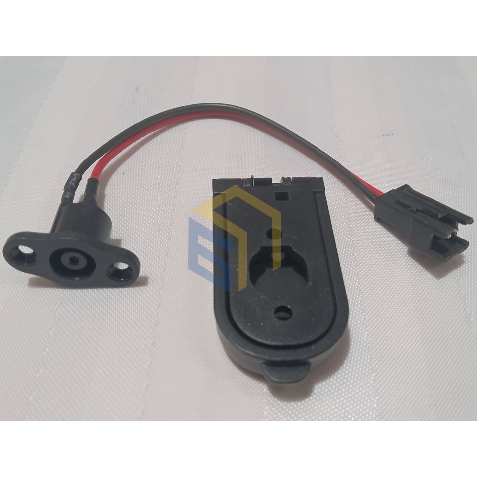 Порт зарядки електросамоката Yadea KS3 Lite (124868)