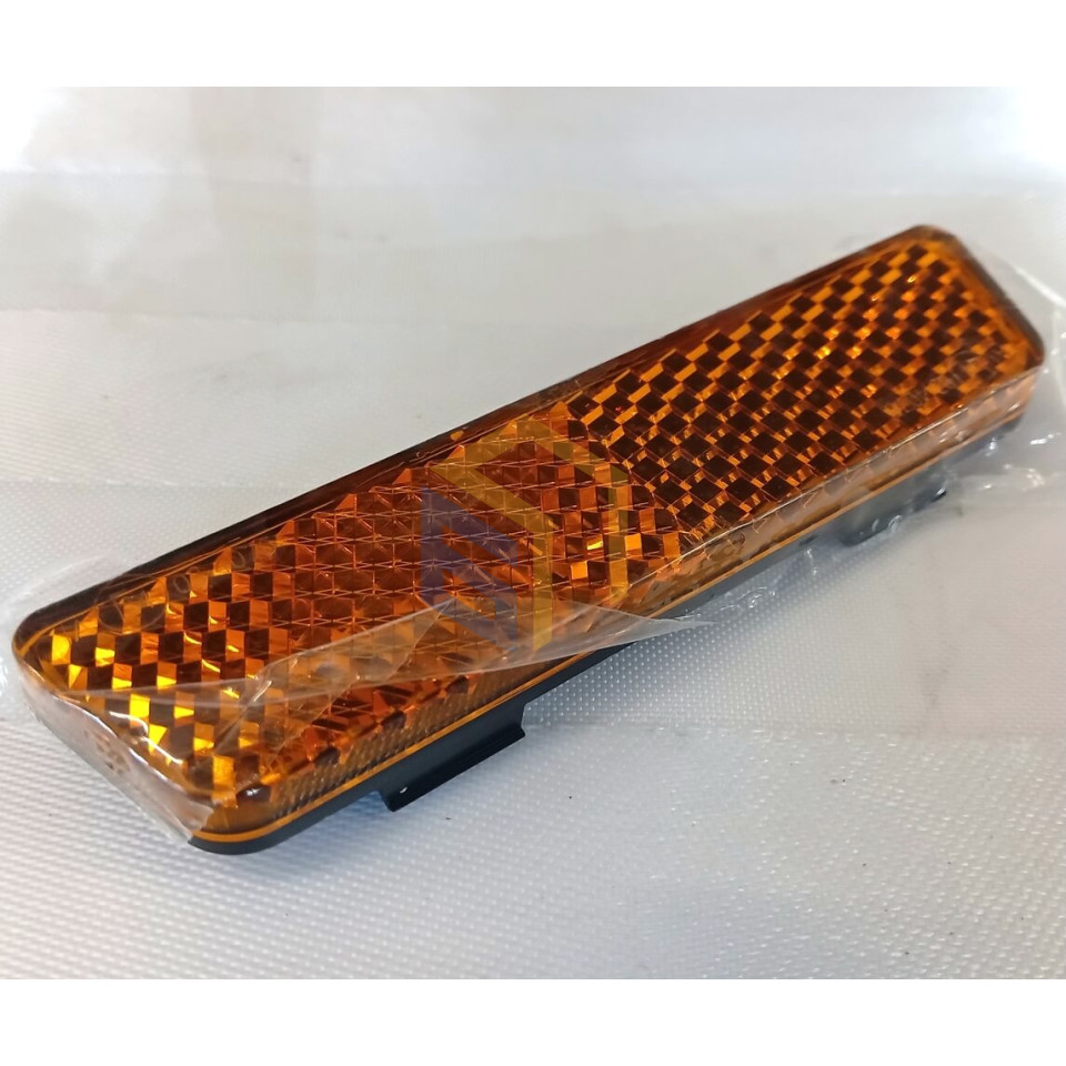 Відбивач бічний лівий електросамоката Yadea KS5 Pro (124911)