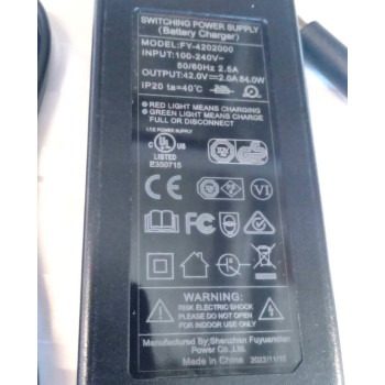 Зарядний пристрій електросамоката Yadea KS5 Pro (124934)