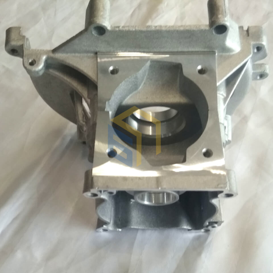 Картер лівий та правий 44 мм мотокоси Grunhelm GR-3200M (125905)