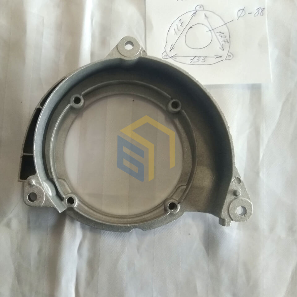 Кожух маховика мотокоси Grunhelm GR-31T (125949)