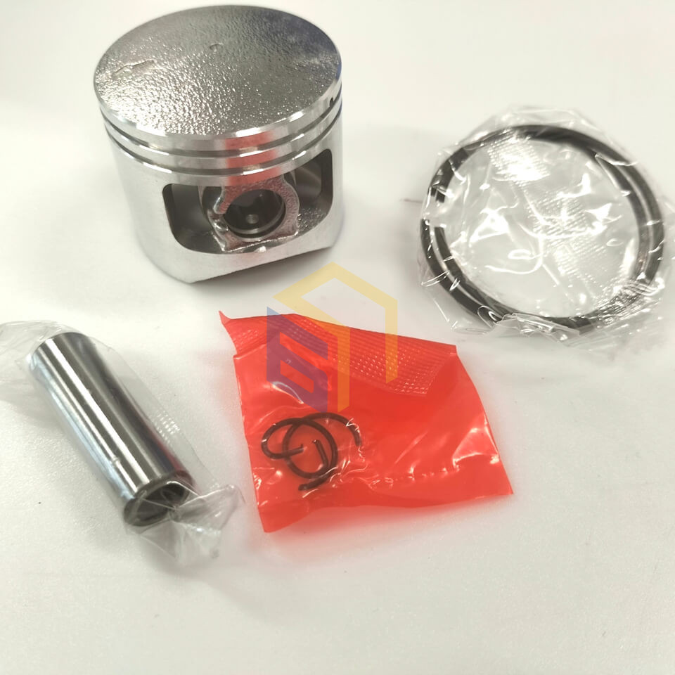 Поршень у зборі 43 мм для китайських бензопил 4500 (126397)