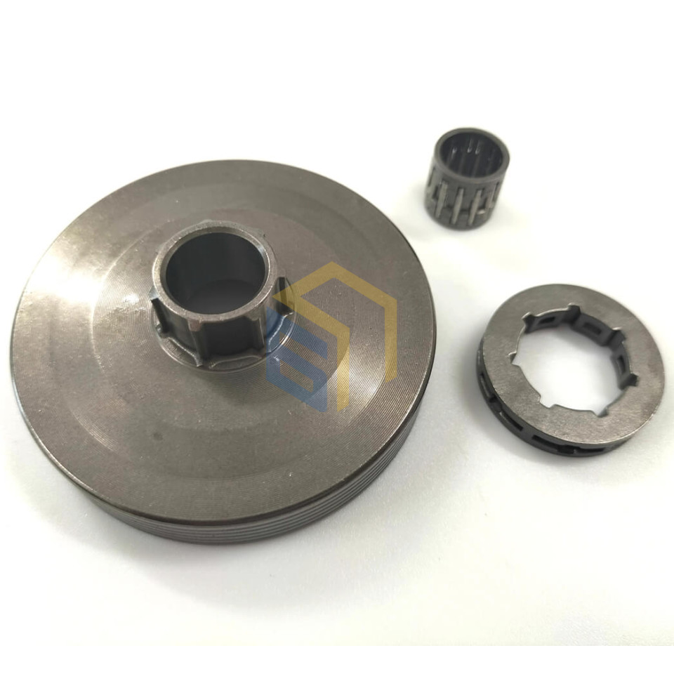 Тарілка зчеплення з вінцем та голчастим підшипником для китайських бензопил 4500/5200/5800 (126431)