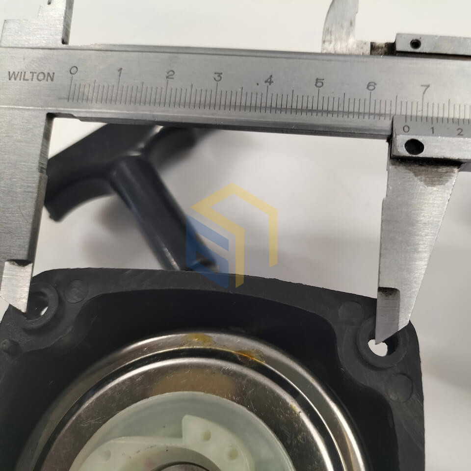 Стартер ручний (чотири зацепи, легкий пуск) для китайських мотокос TL43/52 (126495)