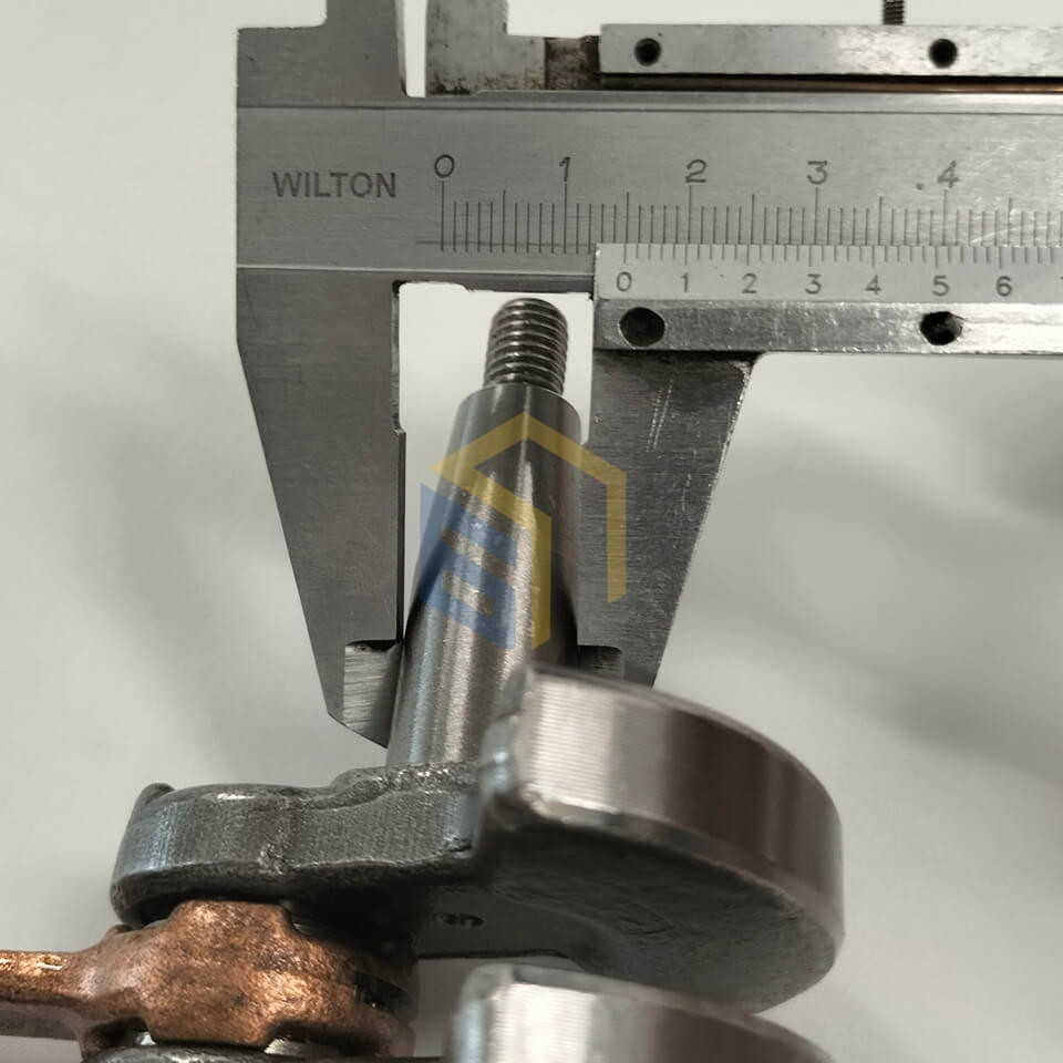 Колінчастий вал для китайських мотокос TL52 (126499)