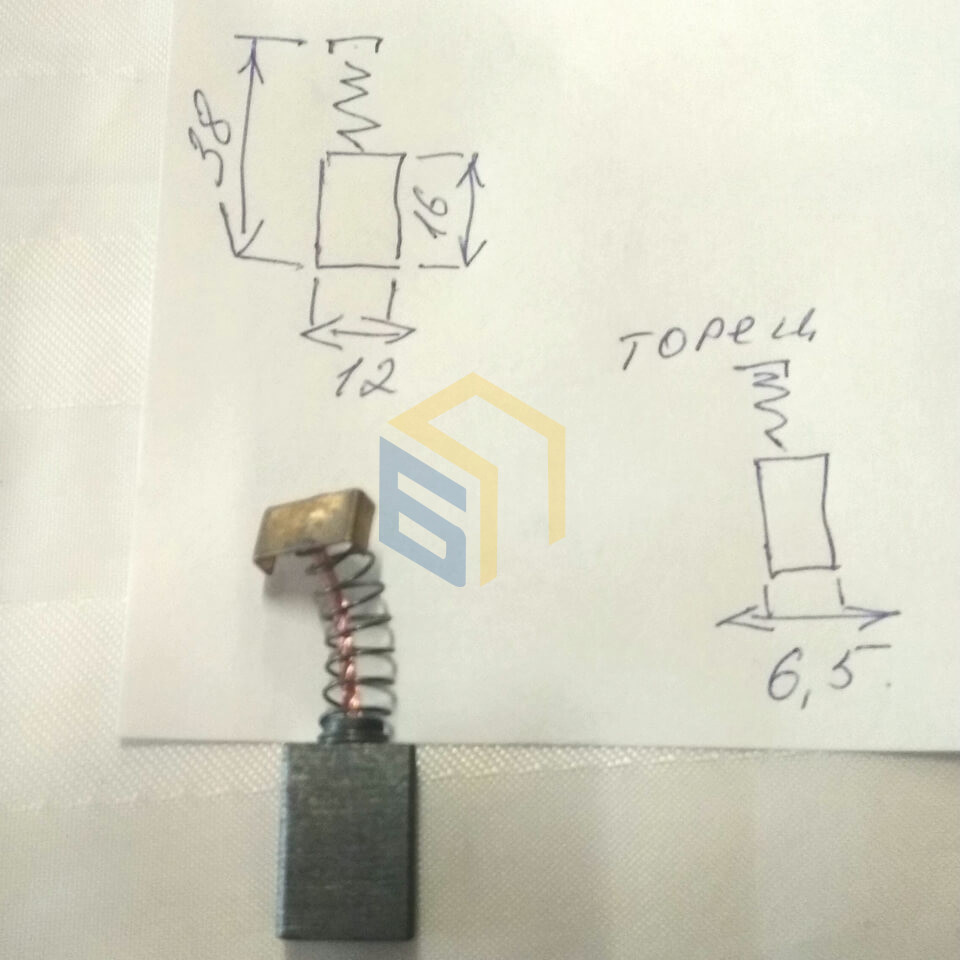 Щетка угольная триммера садового Grunhelm GR-42S (126545)