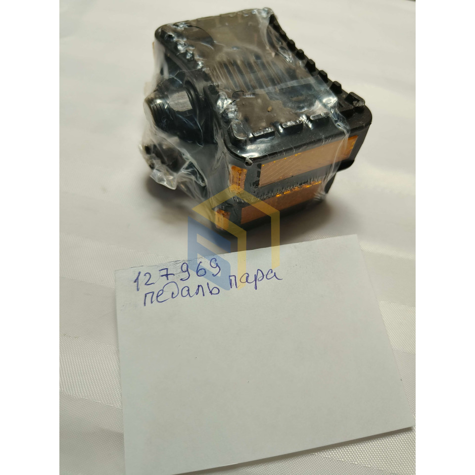 Педаль (пара) електроскутера FORTE RZ500 (127969)