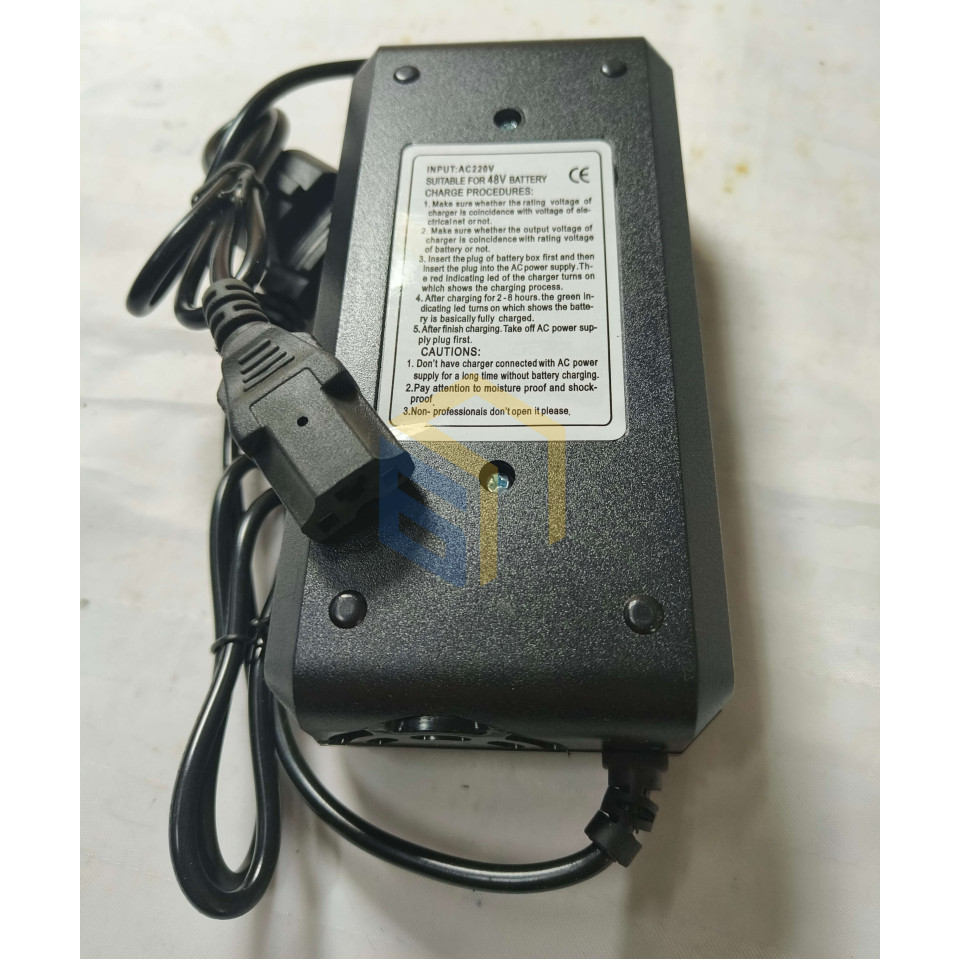 Зарядний пристрій електроскутера FORTE LUCKY (128029)