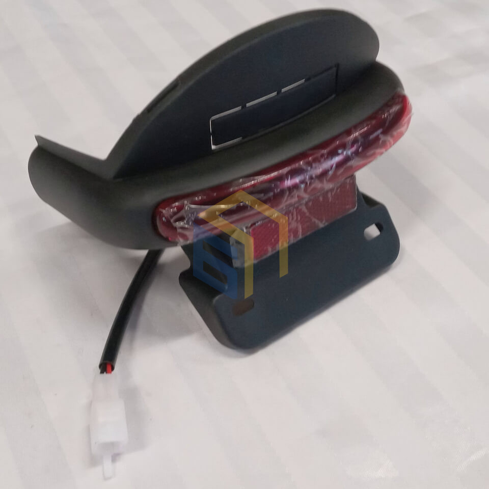 Фара задня електроскутера Forte Lucky (128037)