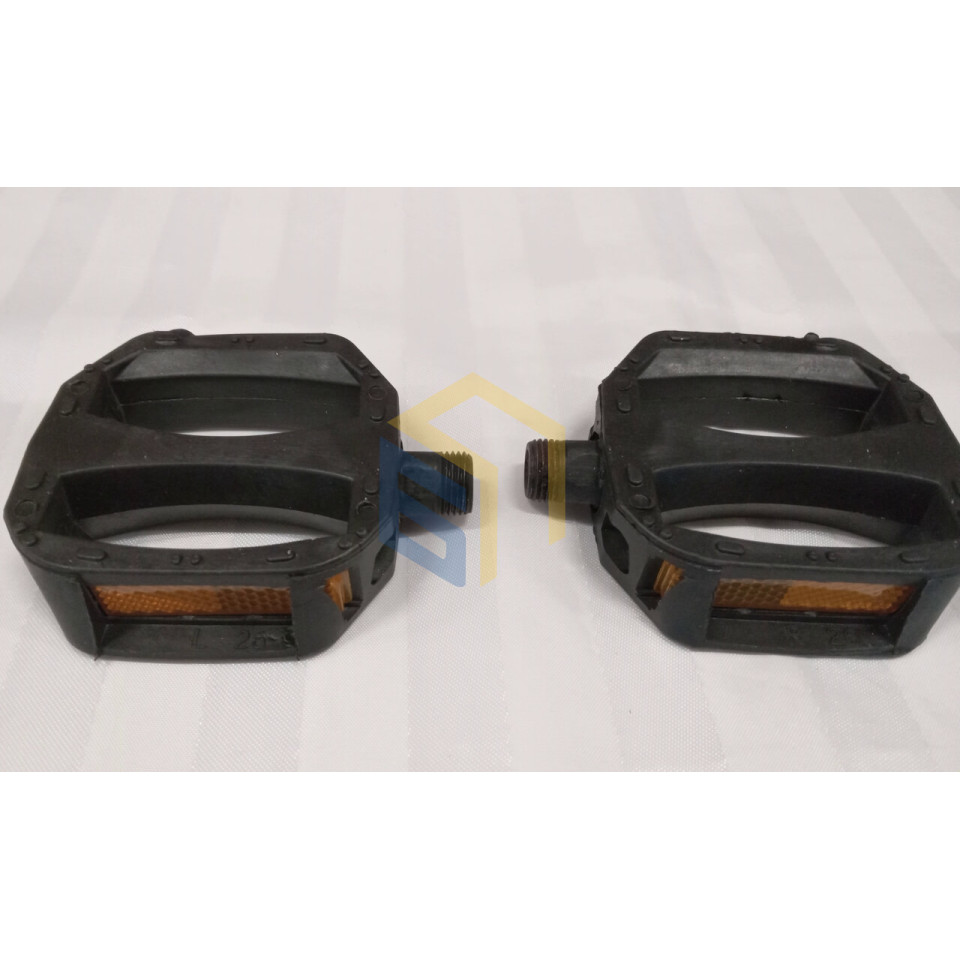 Педаль (пара) електроскутера Forte Lucky (128044)