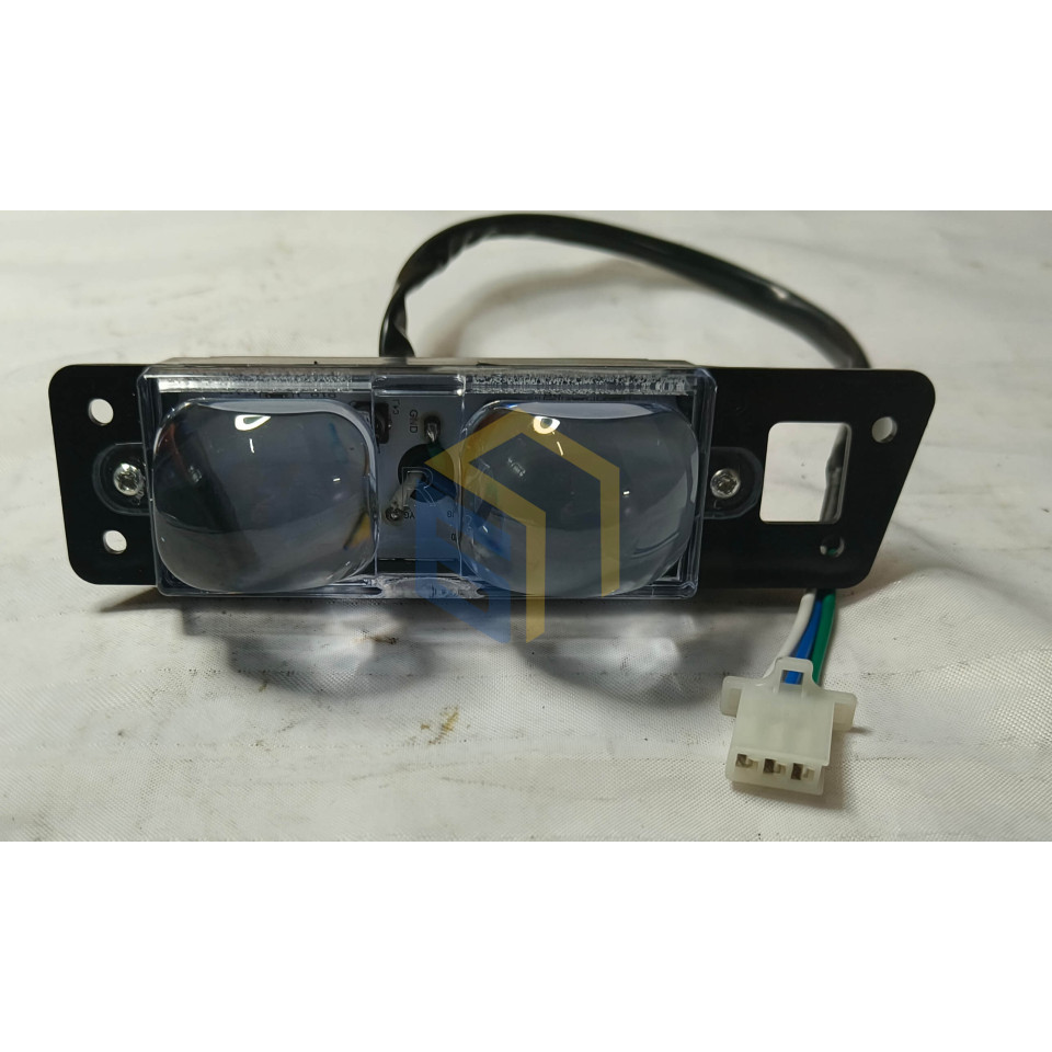 Фара передня права квадроцикла Forte Shark II 125150 (129265)