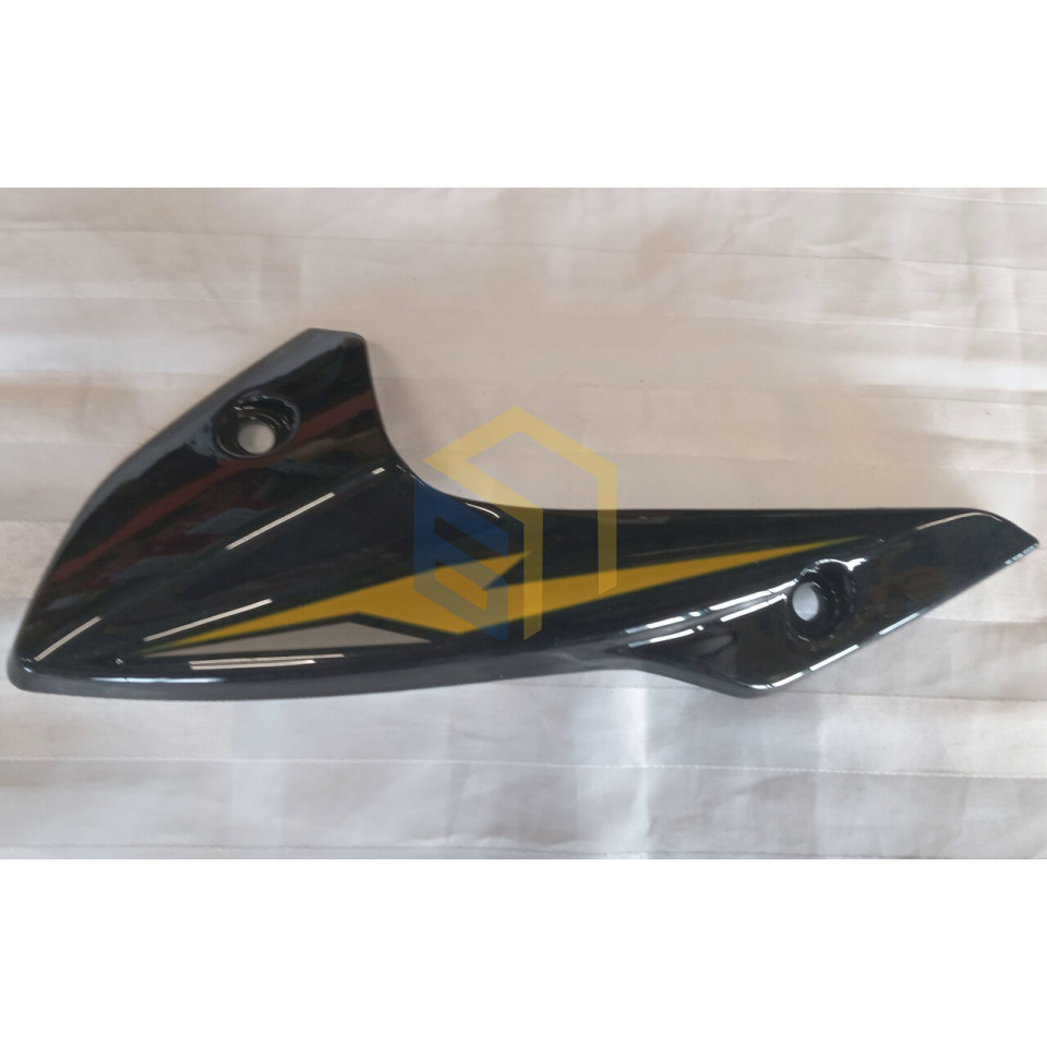 Пластик капота (правий) мотоцикла Forte SIRIUS (129718)