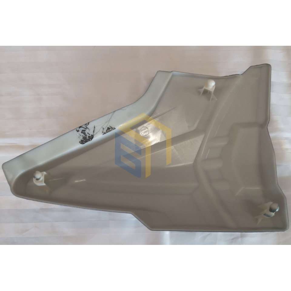 Панель бічна права (червоні полоси) мотоцикла Forte 200R (129757)