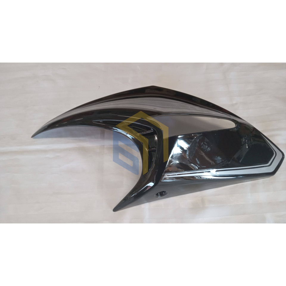 Пластик захисний паливного баку (правий) мотоцикла Forte 200R (129767)