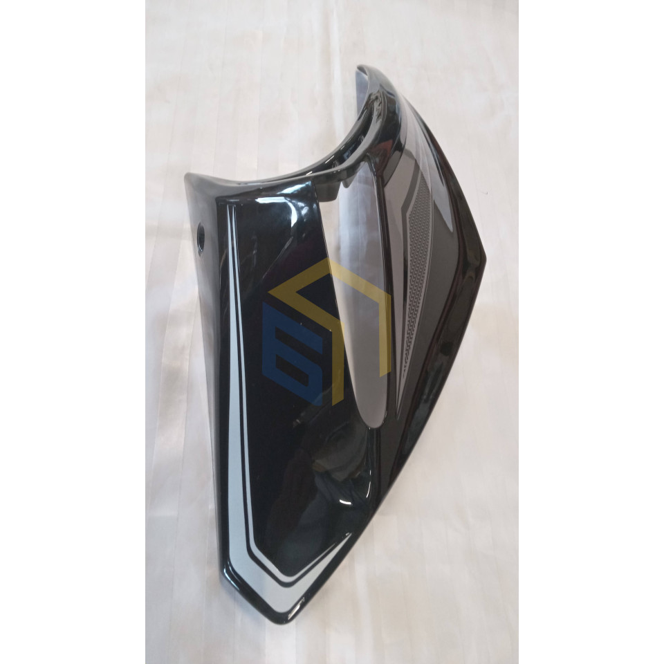 Пластик захисний паливного баку (правий) мотоцикла Forte 200R (129767)