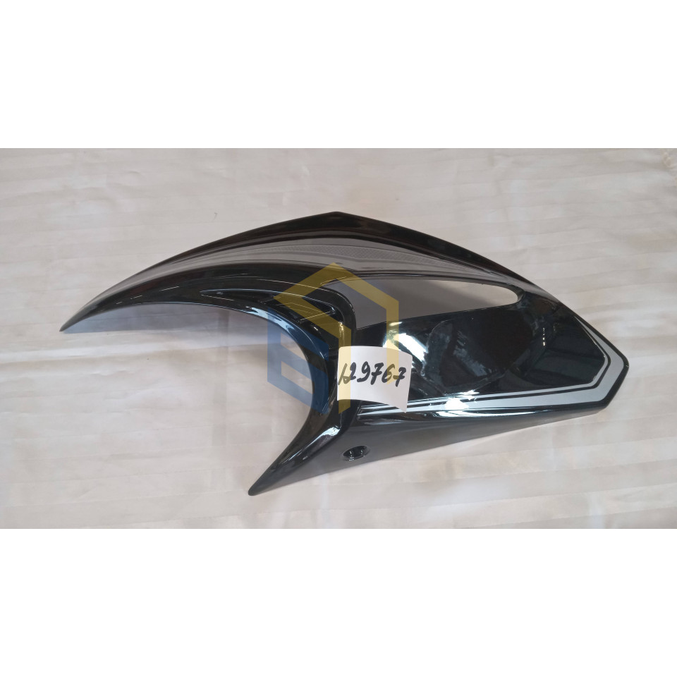 Пластик захисний паливного баку (правий) мотоцикла Forte 200R (129767)