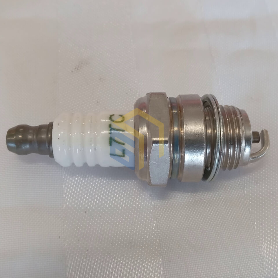 Свічка запалювання (CDK L7TC) мотокоси Grunhelm GR-3200M (130000)