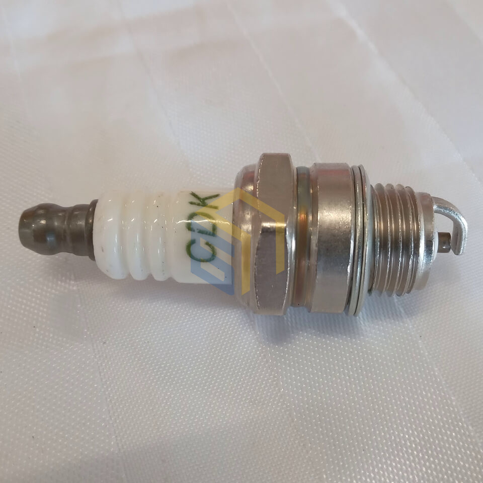 Свічка запалювання (CDK L7TC) мотокоси Grunhelm БТ-430, БТ-430 PLUS (130000)