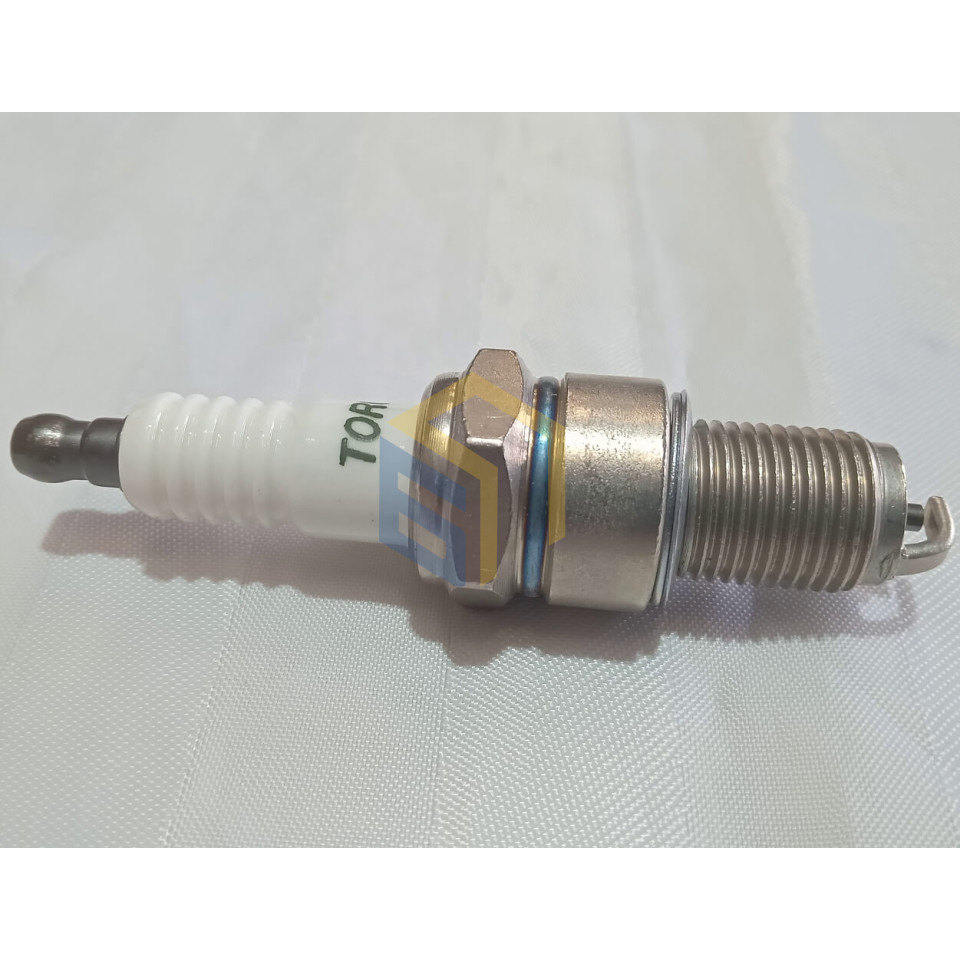 Свічка запалювання газонокосарки бензинової Grunhelm S461VHY, А400, S463 (130211)