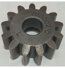 Шестерня привідна лівого колеса газонокосарки бензинової Grunhelm S461VHY (130226)