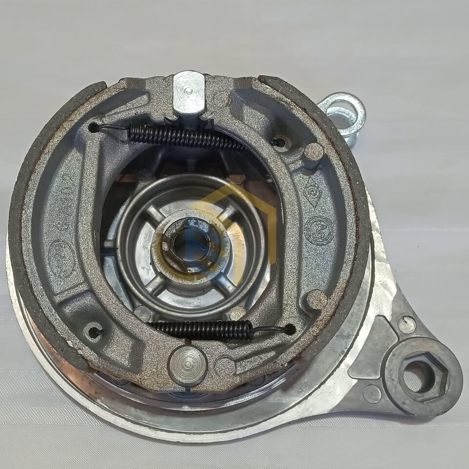 Гальма задні у зборі мотоцикла Forte ALFA NEW FT125-RX (131441)