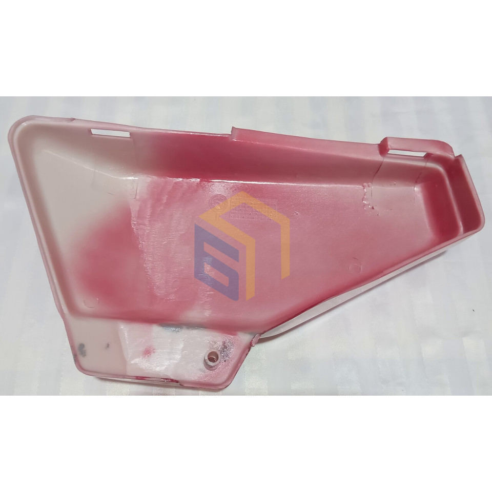 Кришка права бічна червона мотоцикла Forte ALFA FT125-2 (131524)