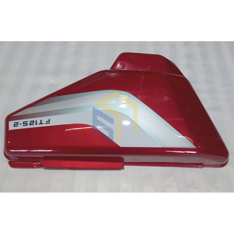 Ліва бічна кришка червона мотоцикла Forte ALFA NEW FT125-RX (131633)