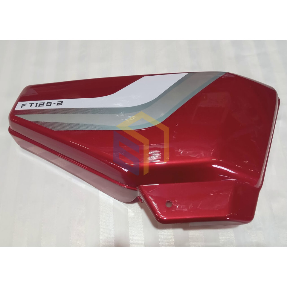 Права бічна кришка червона мотоцикла Forte ALFA NEW FT125-RX (131637)